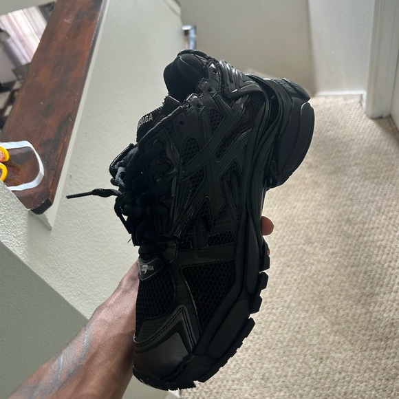 used but comes with box and accessories - Picture 3 of 5